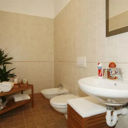 Villa Sleeps 8 Pool Air Con
