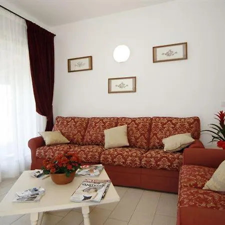 빌라 Sleeps 8 Pool Air Con